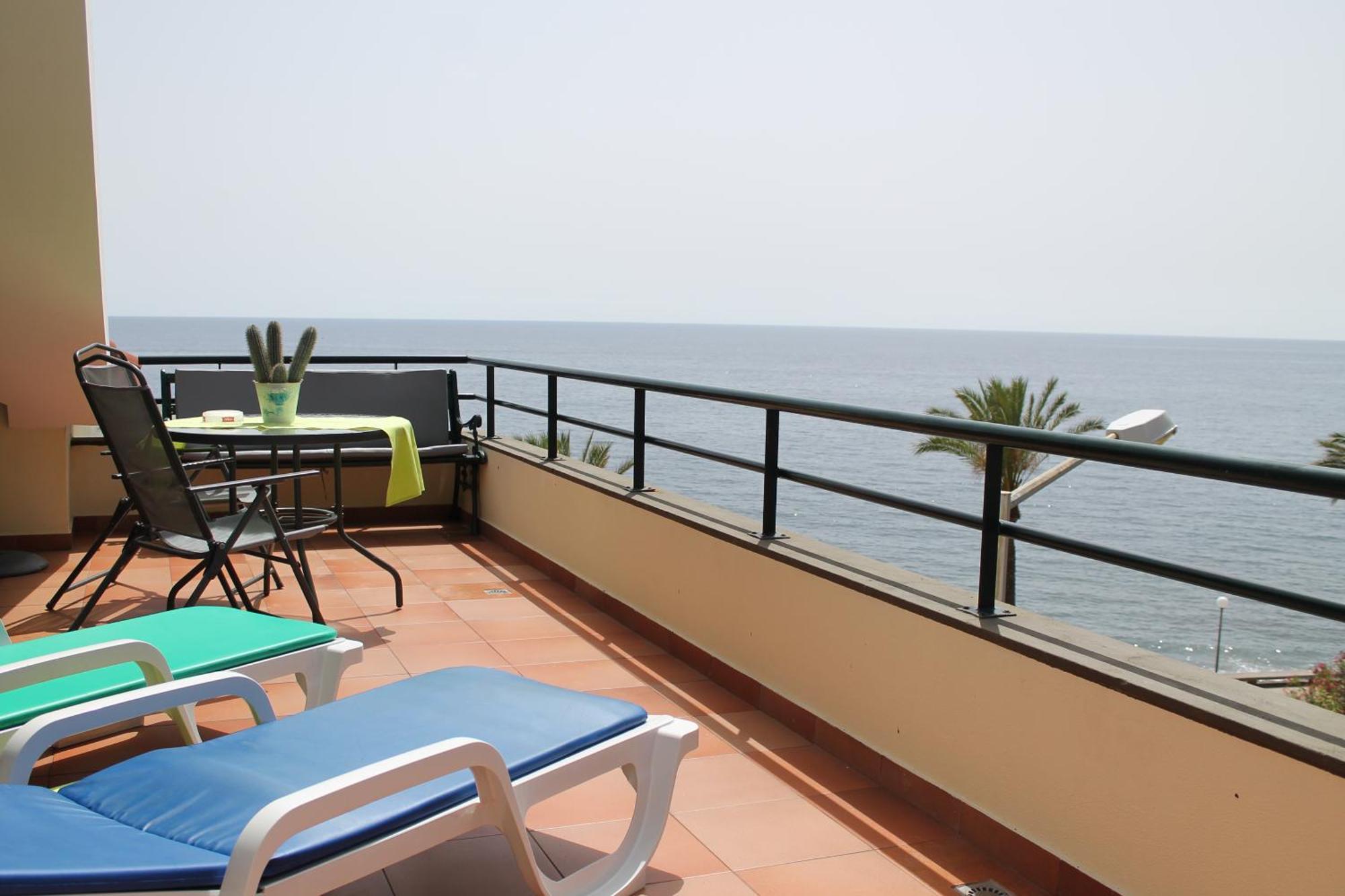 Penthouse Marina Sol Lägenhet Madalena do Mar Exteriör bild